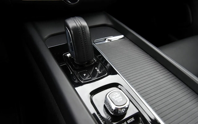 Volvo V60 cena 139900 przebieg: 28337, rok produkcji 2021 z Gościno małe 326